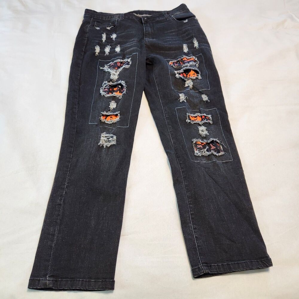 Halloween Pumpkin Patch Jeans Womens 14 Black Distressed Ripped Denim